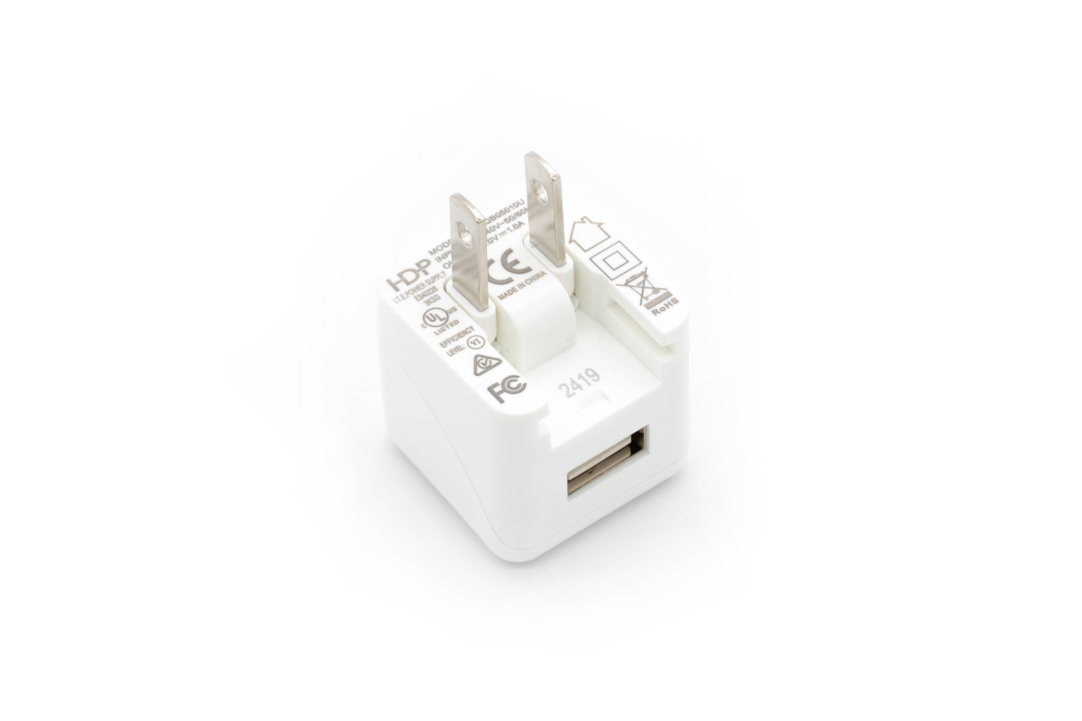 Loxone USB Netzteil inkl. Kabel Weiß Loxone USB Netzteil inkl. Kabel Weiß für Touch & Grill Air