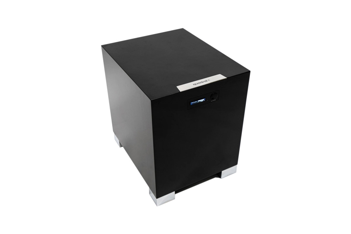quadral Orkus DSP Subwoofer in schwarz Hochglanz