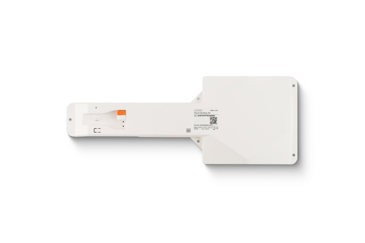 Loxone Touch Surface Air Unterputzmodul weiß Rückseite des Loxone Touch Surface Air Unterputzmoduls